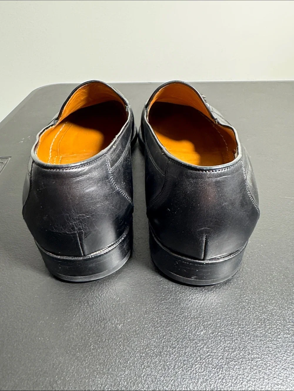 Bruno Magli mens 10 W black tassel leather slip on loafer dress shoes EUC